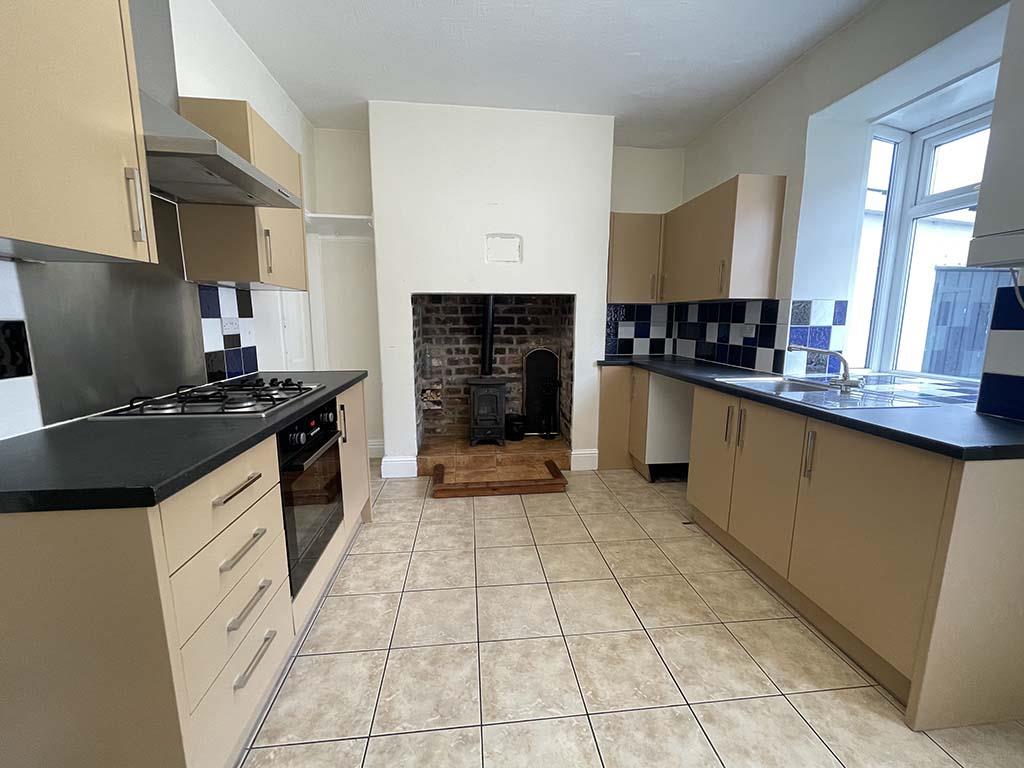 2 bedroom mid terrace house SSTC in Barnoldswick - IMG_5058.jpg